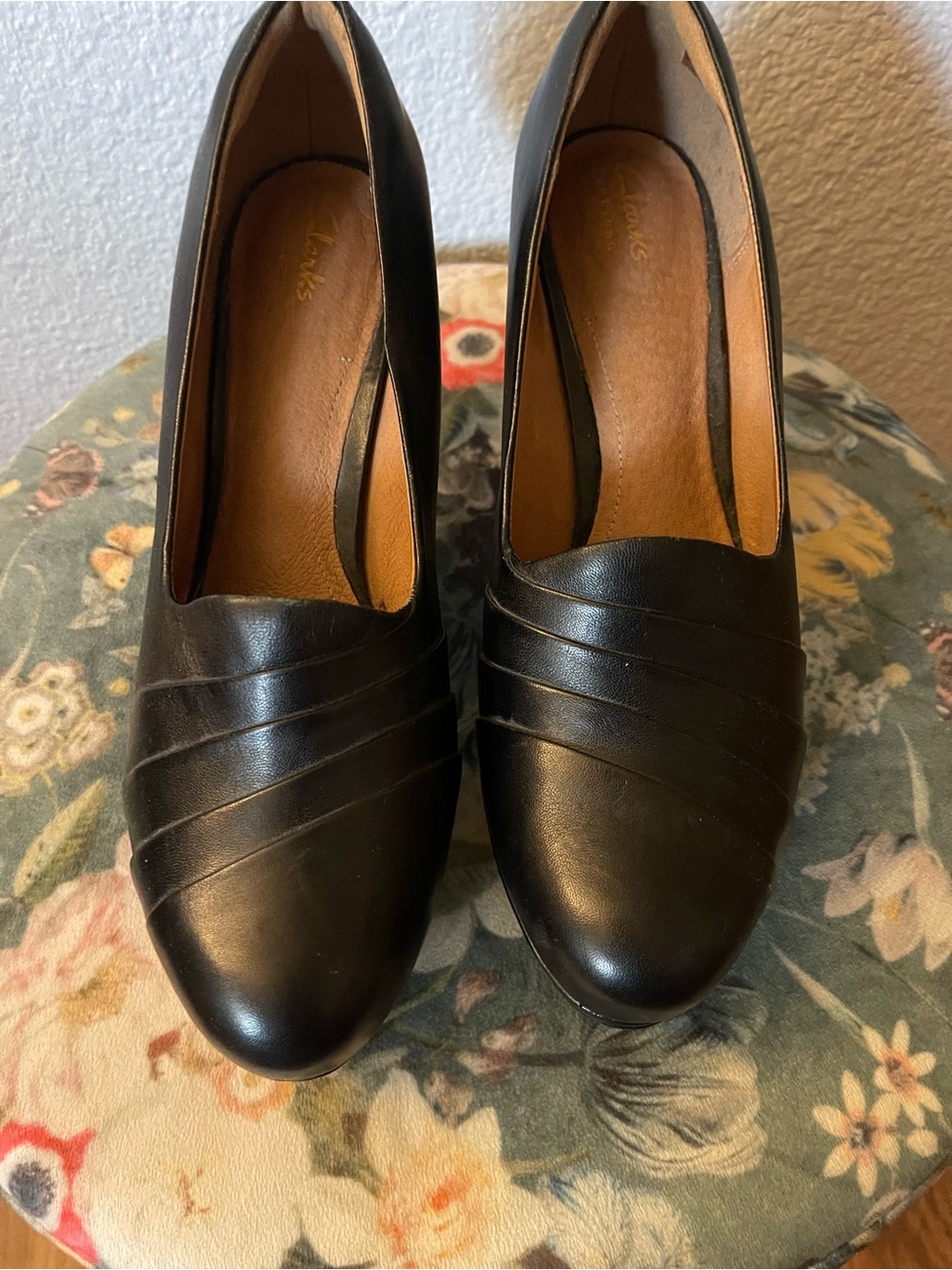 Clarks Black Leather Pleated Slip-On Heels